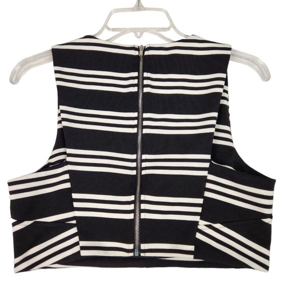Olivaceous Womens Crop Top Size L Black White Stripe Sleeveless Zip Back Stretch - Picture 2 of 9